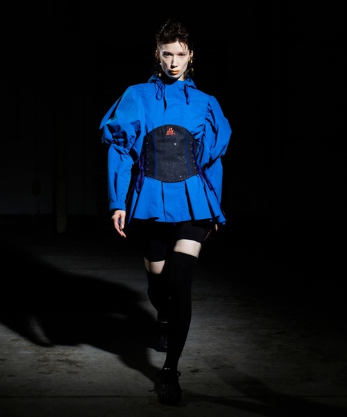 NON TOKYO（ノントーキョー）の「LAME DENIM LACE-UP CORSET（その他トップス・レディース・インディゴブルー/グリーン/ブラック・FREE）」の5枚目の写真