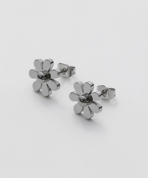 ciite' surgical stainless(シーテサージカルステンレス)の「【 金属アレルギー対応 】 フラワーモチーフピアス サージカルステンレス (両耳用)(ピアス(両耳用)・レディース・シルバー/ゴールド・FREE)」の5枚目の写真