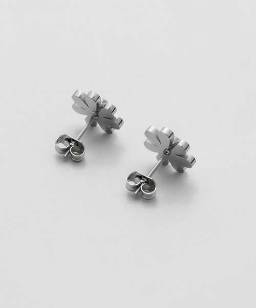 ciite' surgical stainless(シーテサージカルステンレス)の「【 金属アレルギー対応 】 フラワーモチーフピアス サージカルステンレス (両耳用)(ピアス(両耳用)・レディース・シルバー/ゴールド・FREE)」の6枚目の写真
