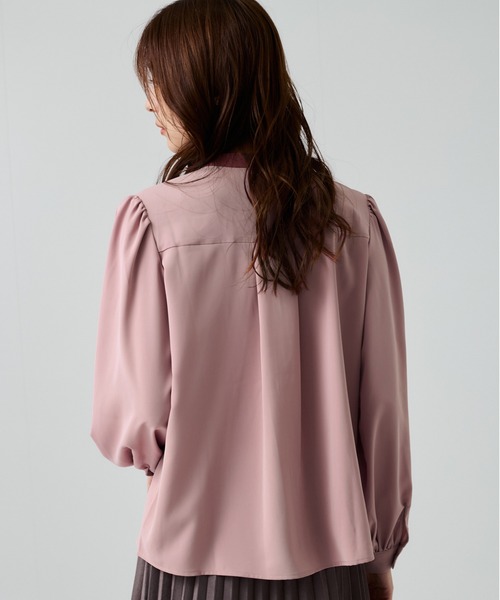 Jayro(ジャイロ)の「ドレープスカーフ衿配色ブラウス(シャツ/ブラウス・レディース・ブルー系その他5/ピンク系その他2/ネイビー/ホワイト・M)」の11枚目の写真