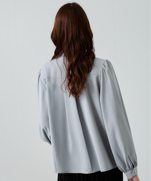 Jayro(ジャイロ)の「ドレープスカーフ衿配色ブラウス(シャツ/ブラウス・レディース・ブルー系その他5/ピンク系その他2/ネイビー/ホワイト・M)」の16枚目の写真