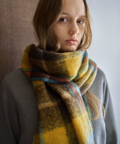 AMERICAN HOLIC（アメリカンホリック）の「アソートシャギーマフラー（マフラー・レディース・チャコールグレー/アイボリー/チェック/その他11・FREE）」の9枚目の写真