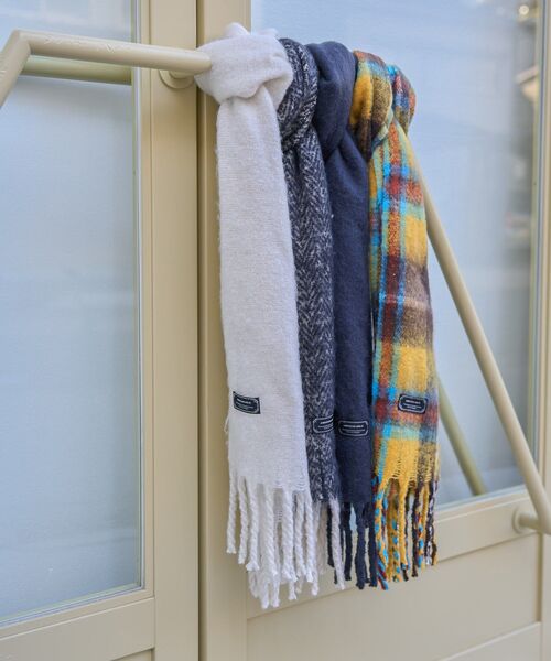 AMERICAN HOLIC（アメリカンホリック）の「アソートシャギーマフラー（マフラー・レディース・チャコールグレー/アイボリー/チェック/その他11・FREE）」の15枚目の写真