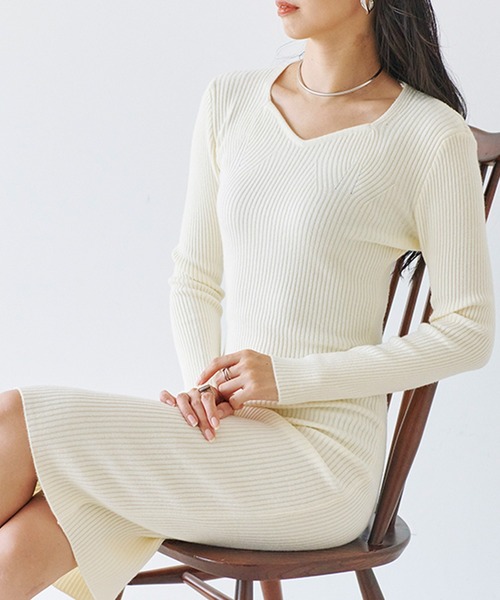 Fizz(フィズ)の「【Fizz/フィズ】 ハートネックニットワンピース(ワンピース・レディース・レッド/アイボリー/ブラック・M)」の11枚目の写真