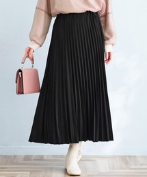 洗っても形が崩れにくい!プリーツスカート