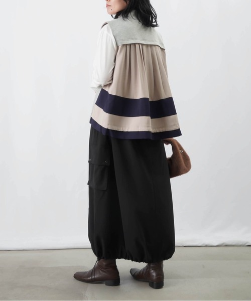 LUCA/LADY LUCK LUCA(ルカ/レディラックルカ)の「LC/LLL ダンボールツイル切り替えラインベスト(ベスト・レディース・カーキ/ブラック/グレー・FREE)」の11枚目の写真