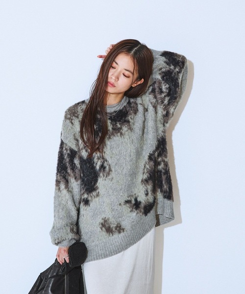 JEANASIS（ジーナシス）の「アニマルライクパターンプルオーバー