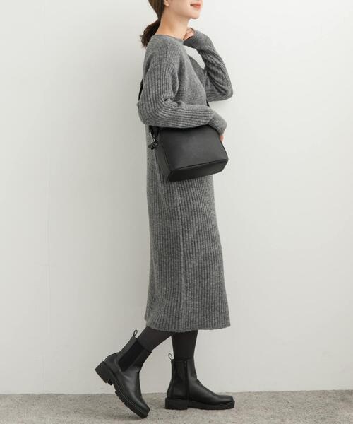 URBAN RESEARCH DOORS（アーバンリサーチドアーズ）の「リブ切替ニットワンピース（ワンピース・レディース・オレンジ/ネイビー/グレー・MEDIUM）」の18枚目の写真