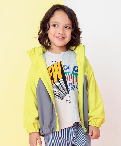 BREEZE（ブリーズ）の「【フードがしまえる/ジュニア対応】カラバリウィンドブレーカー（ナイロンジャケット・キッズ・レインボー/ブラック/ライム/キャメル/ベージュ/ピンク・90/100/120/150/140/160/130/110）」の3枚目の写真