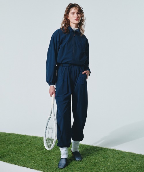 DOUBLE STANDARD CLOTHING(ダブルスタンダードクロージング)の「撥水ナイロンストレッチパンツ(スラックス・レディース・ネイビー/オフホワイト・38/36)」の18枚目の写真