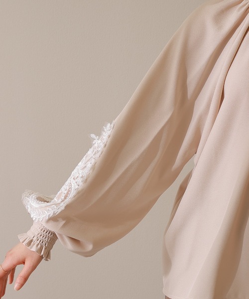 Lace Ladies（レースレディース）の「袖レース スタンドカラー 長袖 ギャザー ブラウス（シャツ/ブラウス・レディース・ネイビー/ベージュ/ホワイト/ブラック・FREE/S）」の13枚目の写真