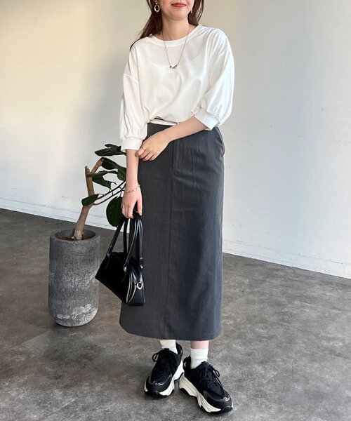 Chez toi(シェトワ)の「ポンチ×リブ切替プルオーバー(Tシャツ/カットソー・レディース・ブラック/イエロー/オフホワイト/グレー・FREE)」の13枚目の写真