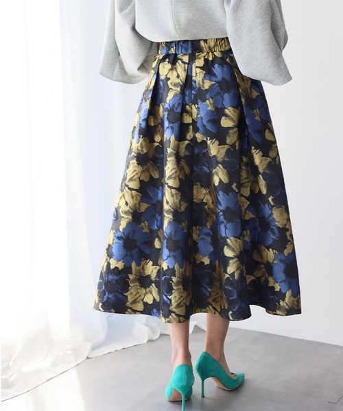 美品✨ ERDEM フラワージャガード フレアスカート 膝丈 タック フラワージャガードタックフレアスカート（スカート）｜ELFRANK