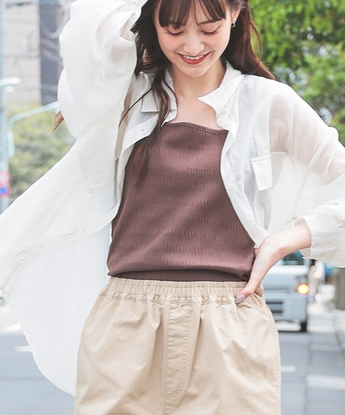 Honeys（ハニーズ）の「シャーリングタンク（タンクトップ・レディース・アイボリー/ブラック/ホワイト/ライトグリーン/オレンジ/スミクロ/ブラウン・L/M/S）」の6枚目の写真