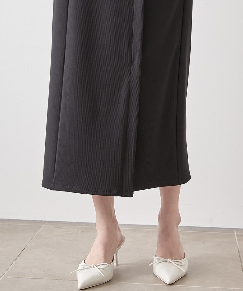 SNIDEL(スナイデル)の「シンプルタイトスカート(スカート・レディース・アイボリー/ライトブルー/ブラック・0/1)」の10枚目の写真