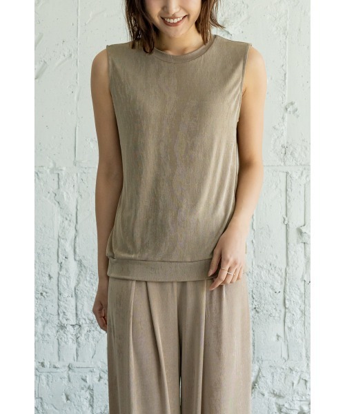 M.deux（エムドゥ）の「《セットアップ対応》リラックスノースリカットソー（Tシャツ/カットソー・レディース・ブラック/モカ・MEDIUM）」の9枚目の写真