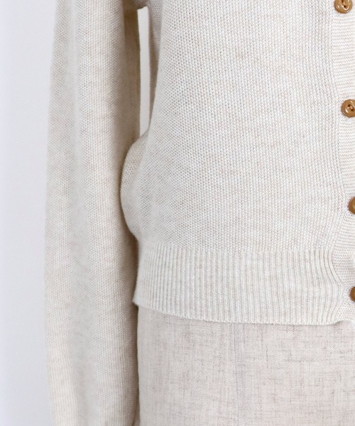 BLUEEAST(ブルーイースト)の「ハート刺繍カーディガン(カーディガン/ボレロ・レディース・ベージュ/ネイビー/サックスブルー・MEDIUM)」の12枚目の写真