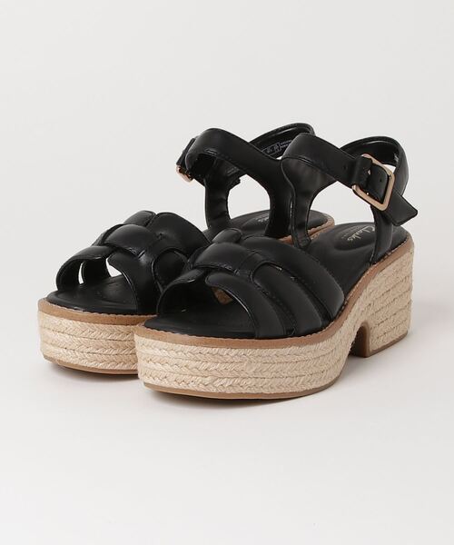 Clarks(クラークス)の「クラークス Coledale Strap コールデールストラップ サンダル(サンダル・レディース・タン/ブラック・50/40/35/45/55/30)」の1枚目の写真