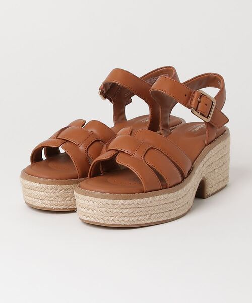 Clarks(クラークス)の「クラークス Coledale Strap コールデールストラップ サンダル(サンダル・レディース・タン/ブラック・50/40/35/45/55/30)」の5枚目の写真