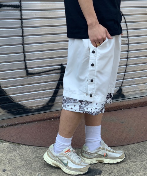 link lot(リンクロット)の「ペイズリーフェイクレイヤードサイドボタンハーフパンツ(その他パンツ・メンズ・ブラック/ホワイト・L/M)」の10枚目の写真