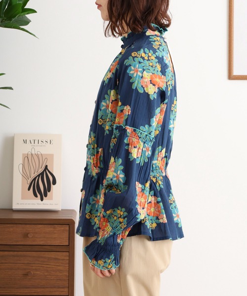 KILKI(キルキー)の「KILKI ブーケ柄ブラウス(シャツ/ブラウス・レディース・ホワイト/ネイビー・F)」の12枚目の写真