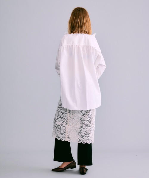 NOISE MAKER（ノイズメーカー）の「ショルダーリボンオーバーシャツ【MADE IN JAPAN】（シャツ/ブラウス・レディース・ホワイト・FREE）」の4枚目の写真