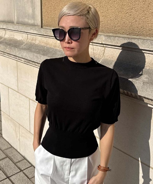 JENNE（ジェンヌ）の「イタリア糸cool素材ニットトップス（Tシャツ/カットソー・レディース・ブラック/ホワイト/グリーン・SMALL/MEDIUM/LARGE）」の2枚目の写真