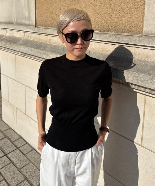 JENNE（ジェンヌ）の「イタリア糸cool素材ニットトップス（Tシャツ/カットソー・レディース・ブラック/ホワイト/グリーン・SMALL/MEDIUM/LARGE）」の4枚目の写真