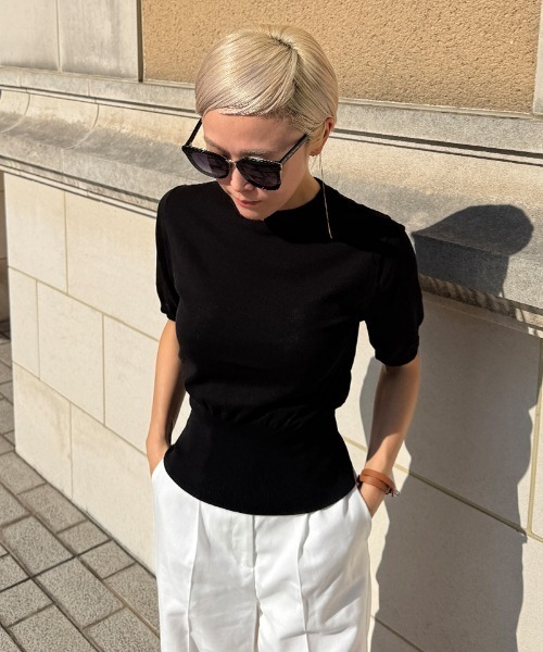 JENNE（ジェンヌ）の「イタリア糸cool素材ニットトップス（Tシャツ/カットソー・レディース・ブラック/ホワイト/グリーン・SMALL/MEDIUM/LARGE）」の5枚目の写真