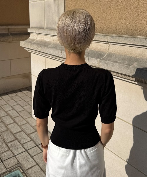 JENNE（ジェンヌ）の「イタリア糸cool素材ニットトップス（Tシャツ/カットソー・レディース・ブラック/ホワイト/グリーン・SMALL/MEDIUM/LARGE）」の7枚目の写真