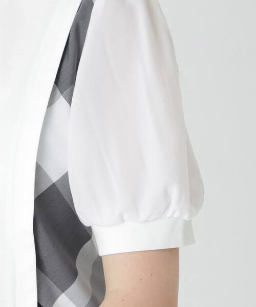 BLUE LABEL CRESTBRIDGE（ブルーレーベルクレストブリッジ）の「コンパクトピマスムースコンビTシャツ（Tシャツ/カットソー・レディース・ブラック/オフホワイト/ブルー/ホワイト系その他・38）」の8枚目の写真