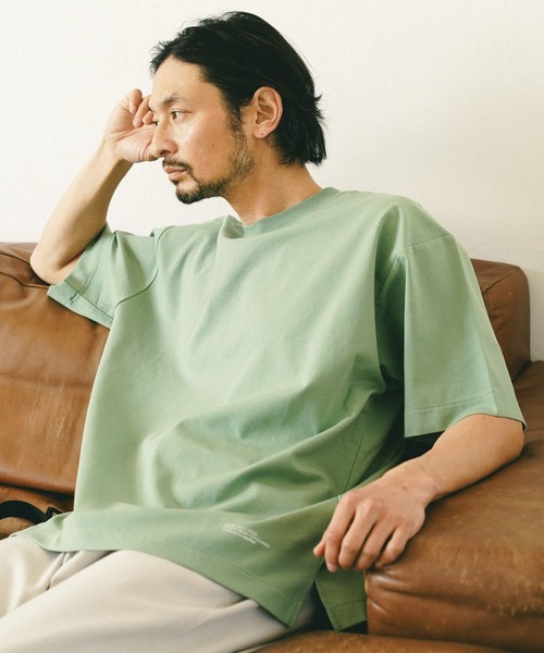 BAYFLOW（ベイフロー）の「[夏に嬉しい!]ワンポイントポンチTシャツ【接触冷感】（Tシャツ/カットソー・メンズ・ホワイト/ライトグレー/パープル/ブラック/カーキ・MEDIUM/LARGE）」の4枚目の写真