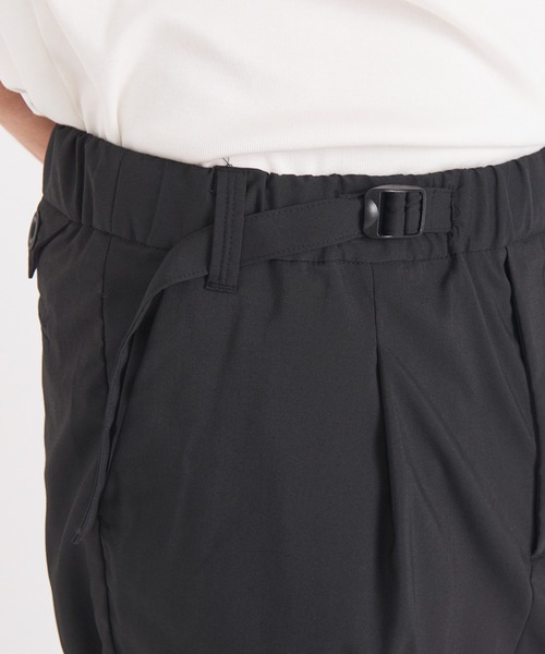 WHITE MOUNTAINEERING(ホワイトマウンテニアリング)の「【White Mountaineering / ホワイトマウンテニアリング】1 TUCK BELTED PANTS/セットアップ対応(スラックス・メンズ・ブラック/ネイビー・0/1/2)」の21枚目の写真