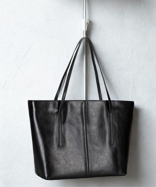 NiiNa(ニーナ)の「【 NiiNa / ニーナ 】高品質牛革 シンプル トートバッグ(トートバッグ・レディース・ブラック/ブラウン/ダークブラウン/レッド・FREE)」の15枚目の写真
