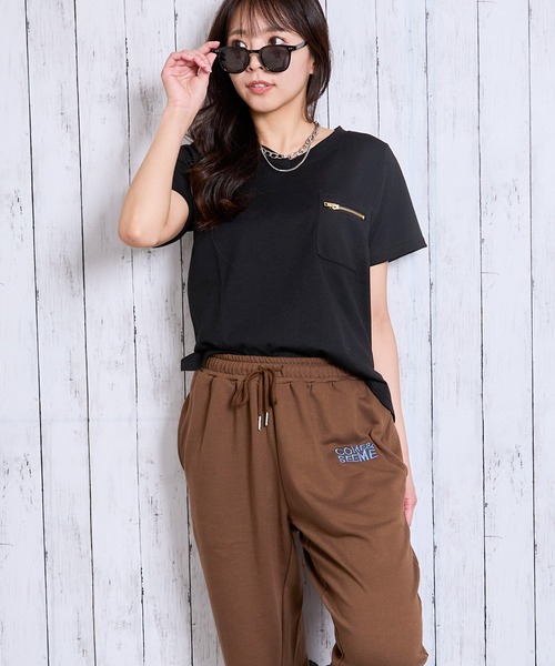 GORGE(ゴージ)の「《ZIP付きポケT》Vネックカットソー/こなれ感プラス(Tシャツ/カットソー・レディース・カーキ/ブラック/チャコール/ライトグレー/オフホワイト・F)」の8枚目の写真