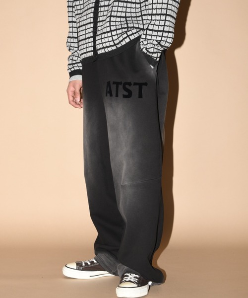 SUPERTHANKS(スーパーサンクス)の「オーバーダイ加工&フロッキープリント サイドタックワイドパンツ/Sun faded Flocky print Sweat Side-tuck Wide Pants(スウェットパンツ・メンズ・ブラウン/ブラック・S/M/L)」の15枚目の写真