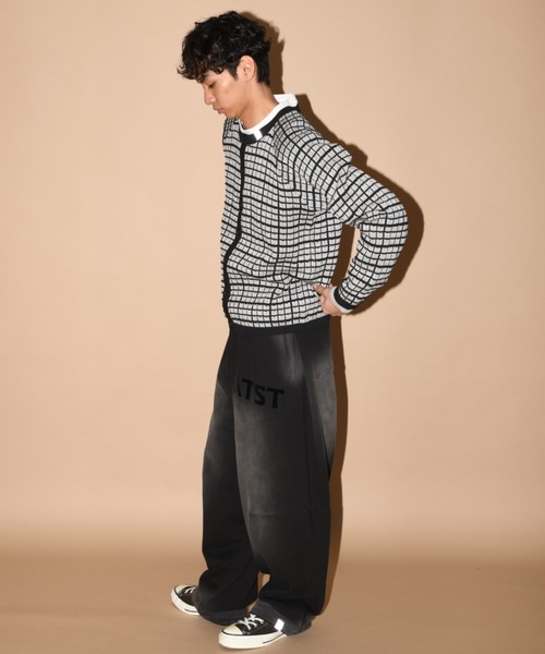 SUPERTHANKS(スーパーサンクス)の「オーバーダイ加工&フロッキープリント サイドタックワイドパンツ/Sun faded Flocky print Sweat Side-tuck Wide Pants(スウェットパンツ・メンズ・ブラウン/ブラック・S/M/L)」の20枚目の写真