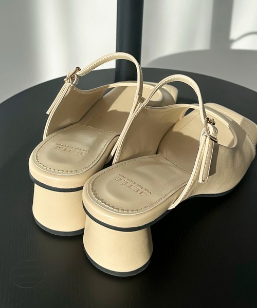 Doux archives（ドゥアルシーヴ）の「【JETEE】ストラップミュール（サンダル・レディース・ベージュ/ブラック・24.5/23.5）」の18枚目の写真