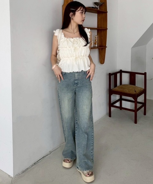 one after another NICE CLAUP（ワンアフターアナザーナイスクラップ）の「シャーリングリボンタンク（タンクトップ・レディース・ベージュ/オフホワイト/ブラック・FREE）」の5枚目の写真