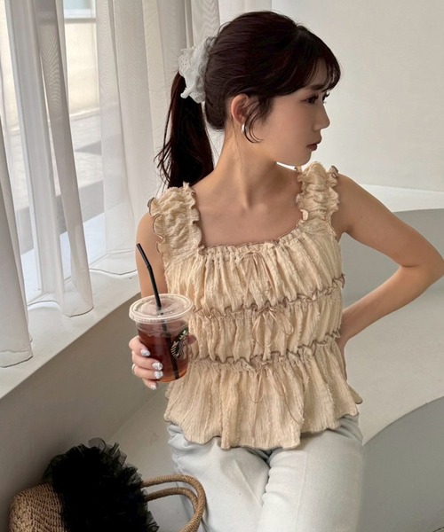 one after another NICE CLAUP（ワンアフターアナザーナイスクラップ）の「シャーリングリボンタンク（タンクトップ・レディース・ベージュ/オフホワイト/ブラック・FREE）」の16枚目の写真