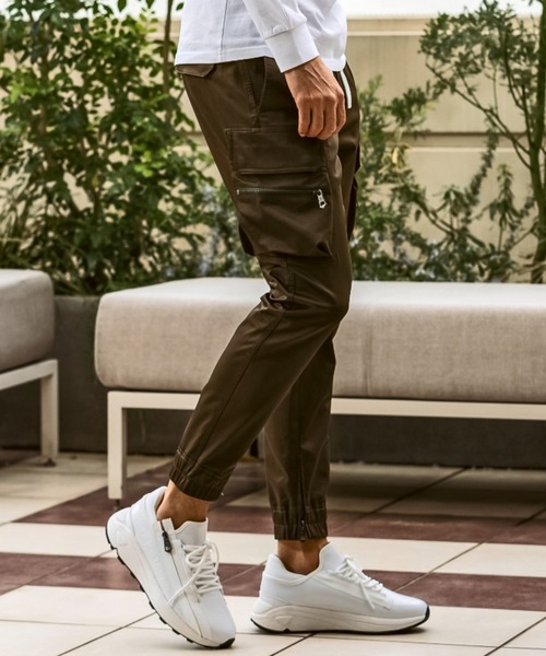 1piu1uguale3 RELAX（ウノピュウノウグァーレトレリラックス）の「【EC限定】1PIU1UGUALE3 RELAX/ウノピゥウノウグァーレトレ リラックス/BRIGHT STRETCH　SLIM CARGO PANTS（カーゴパンツ・メンズ・カーキ/ブラック・MEDIUM/SMALL/XX-LARGE/X-LARGE/LARGE）」の13枚目の写真