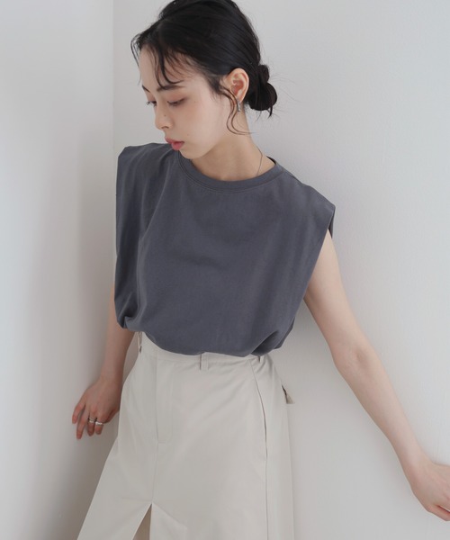 ショルダータックトップス（Tシャツ/カットソー）｜LIAN（リアン