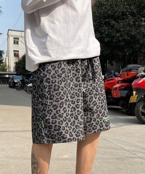 WARAIJOGO(ワライジョウゴ)の「【WARAIJOGO】ヒョウ柄ハーフパンツ/ショートパンツ(NEZ)(その他パンツ・メンズ・ブラウン/チャコールグレー・XX-LARGE)」の6枚目の写真