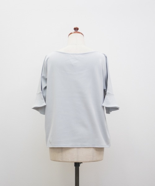 CLETTE(クレット)の「デコルテノットリボンプルオーバー(Tシャツ/カットソー・レディース・グレー/ブラック/ライトブルー・3L/LL/4L)」の22枚目の写真