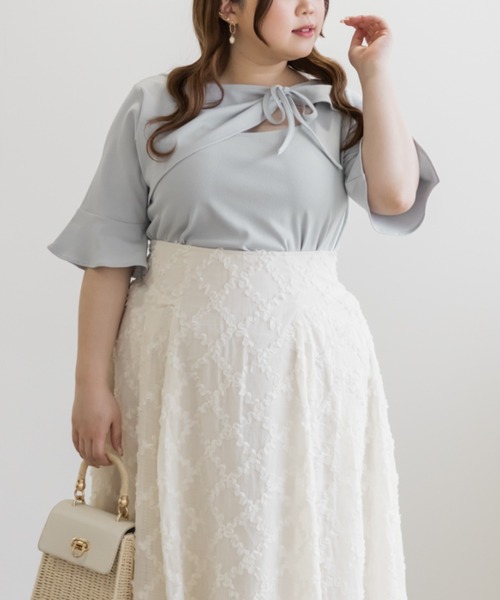 CLETTE(クレット)の「デコルテノットリボンプルオーバー(Tシャツ/カットソー・レディース・グレー/ブラック/ライトブルー・3L/LL/4L)」の15枚目の写真