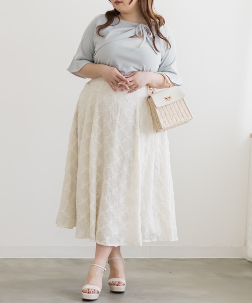 CLETTE(クレット)の「デコルテノットリボンプルオーバー(Tシャツ/カットソー・レディース・グレー/ブラック/ライトブルー・3L/LL/4L)」の16枚目の写真