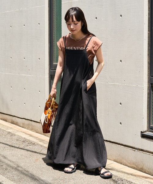 FREAK'S STORE(フリークスストア)の「<接触冷感>SUMMERCOOL バックリボン キャミソールワンピース(ワンピース・レディース・グレー/サックスブルー/ブラック・フリ-)」の2枚目の写真