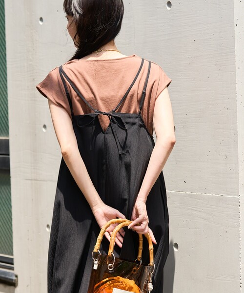 FREAK'S STORE(フリークスストア)の「<接触冷感>SUMMERCOOL バックリボン キャミソールワンピース(ワンピース・レディース・グレー/サックスブルー/ブラック・フリ-)」の11枚目の写真