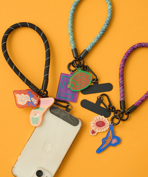 BIRTHDAY BAR（バースデイバー）の「norahi x BIRTHDAY BAR アクリルチャーム付きスマホストラップ（スマホグッズ・レディース・グリーン/ピンク/ブラック・0）」の20枚目の写真