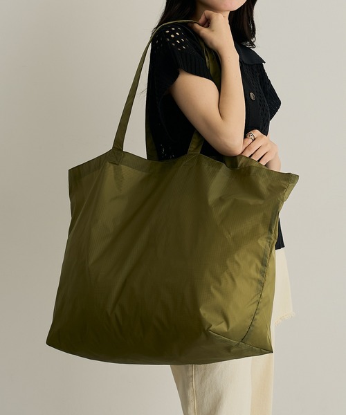 United Athle（ユナイテッドアスレ）の「【United Athle】ライトナイロン リップストップ トートバッグ W 1422（トートバッグ・レディース・ロイヤルブルー/オレンジ/サンドベージュ/ミント/オフホワイト/オリーブ/ネイビー/ブラック・FREE）」の22枚目の写真